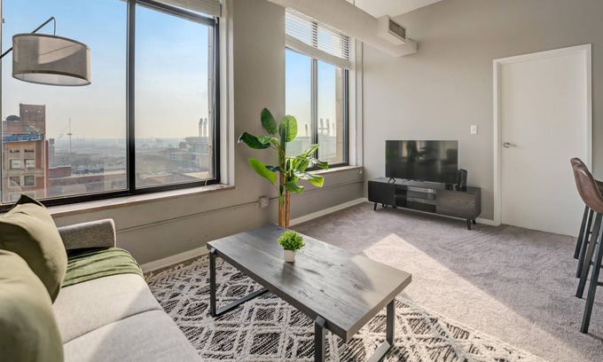 Gateway District Apartment | Frontdesk | 2 BR Apt by Rocket Mortgage Fieldhouse