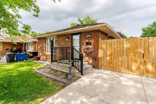 Windsor House | Full house - 5 bed, 2 bath