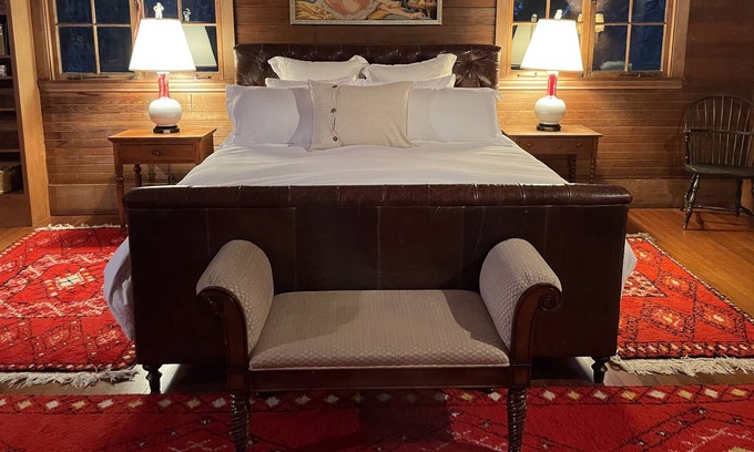 Inverness House | Full Moon Retreat Home with Sweeping Bay Views