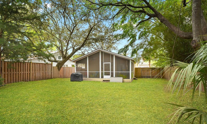 Demere Park House | Fully remodeled, fully fenced, screened in back porch, dog friendly.