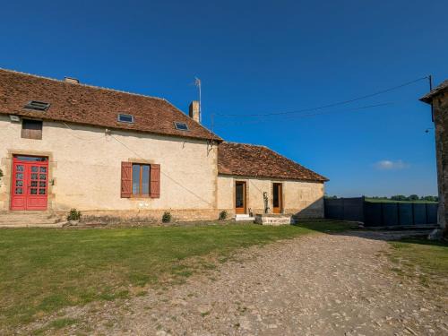 Cluis House | Gîte à la ferme avec jardin privatif, proche de sites touristiques et tout confort inclus - FR-1-591-341