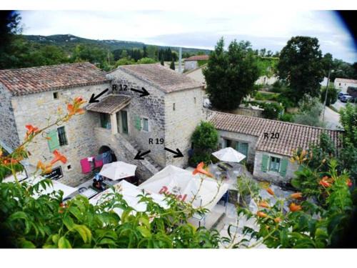 Grospierres Apartment | Gîte #12, 12 Pers, Domaine De Ribiere