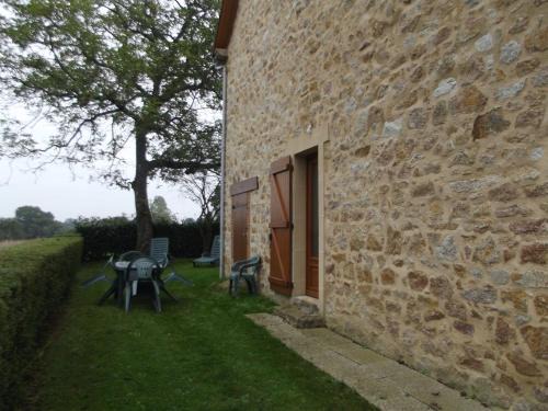 Saint-Plantaire House | Gîte familial calme avec jardin, près du lac d'Éguzon et des plus beaux villages de la Creuse - FR-1-591-100