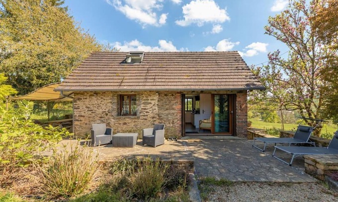 Segur-le-Chateau House | Gîte La Bergerie