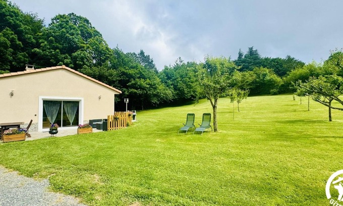 Les Martys House | Gîte le Bouirou - LES MARTYS