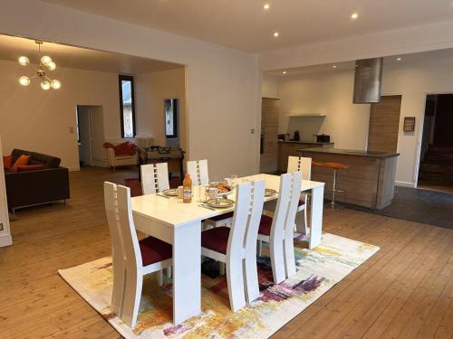 Moulins Apartment | Gîte paisible au cœur de Moulins, idéal pour 4 personnes - FR-1-489-570