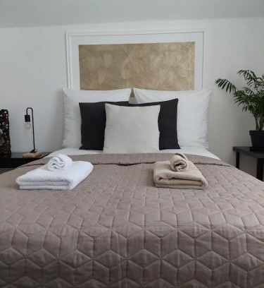 Bielefeld Apartment | Gallery Room 02