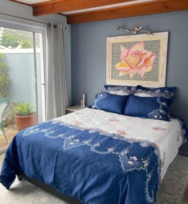 Clovelly House | Garden flat in Fish Hoek