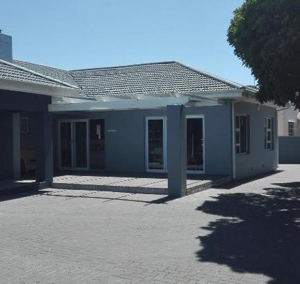 Newton Park House | Garden Gate Guest House
