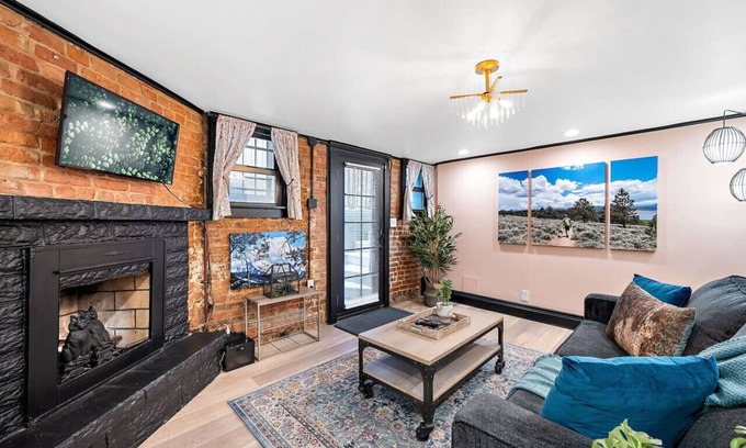 City Park West Apartment | Garden Level Apt in Heart of Den