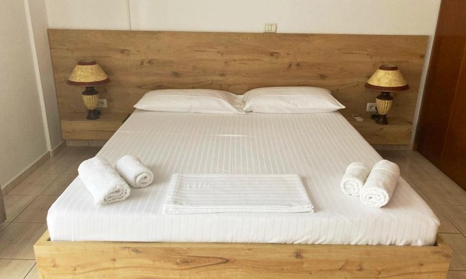 Kodrra Apartment | Garden Villa Sarande Apt-6