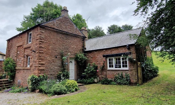 Great Salkeld House | Garth at Wetheral Cottages