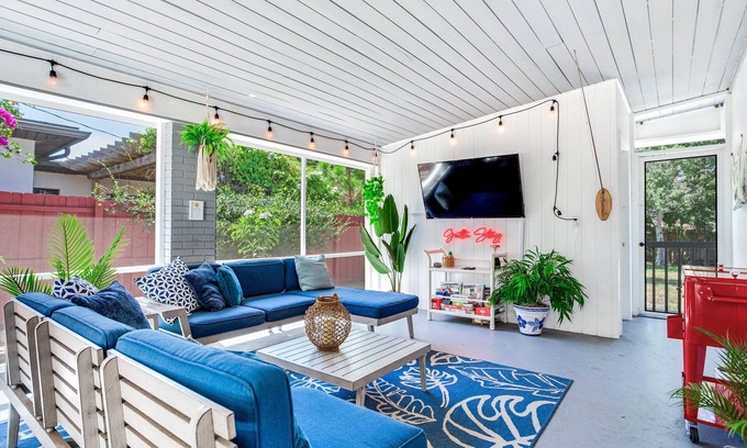 Greater Pinellas Point House | Gattu Stay— Sunroom w/TV & Games, Outdoor Fire Pit, Walk to the Bay!