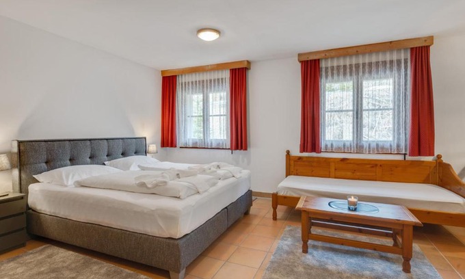 Kanzelhohe Apartment | Gemütliches Appartement nähe Skipiste