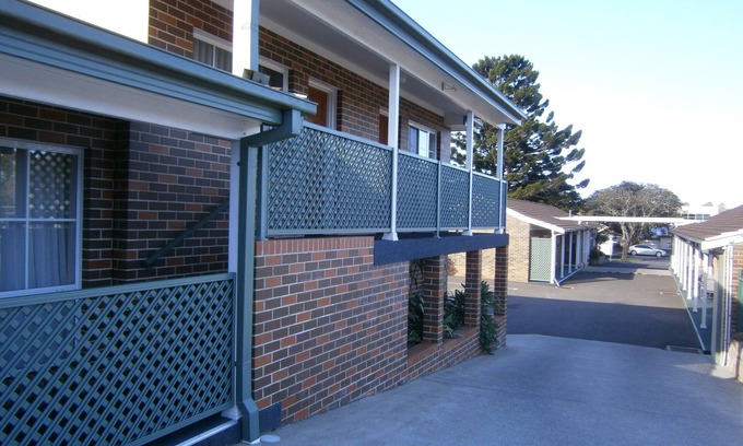 Nowra Hotel | George Bass Motor Inn