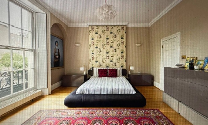 St. Johns Wood House | Georgian House in heart of St Johns Wood and Little Venice with large garden