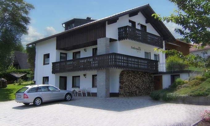 Geyersberg Apartment | Geräumige, 80qm große Ferienwohnung in ruhiger Lage