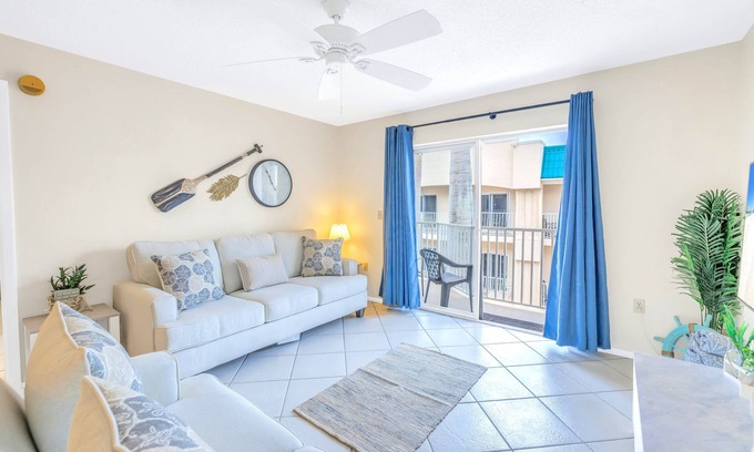 Siesta Key Condo | Gertrude's Siesta | Bayside Unit, Balcony, Private-Beach, Heated Pools, Pickle, Hot-tub, Tennis!