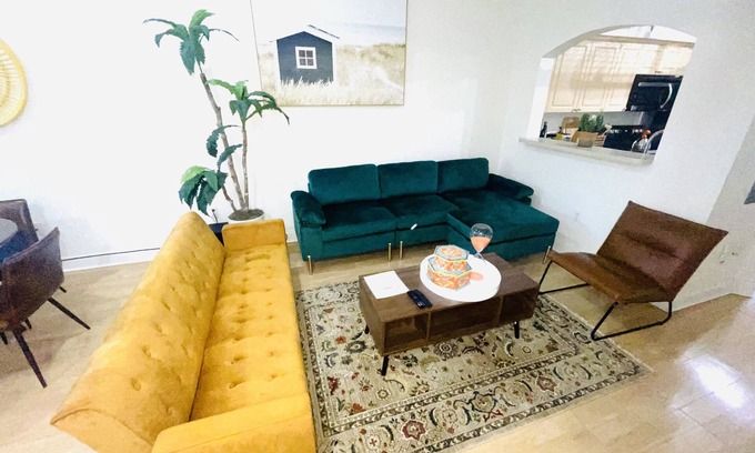 Palm Beach - West Palm Beach Condo | Get away Relaxation