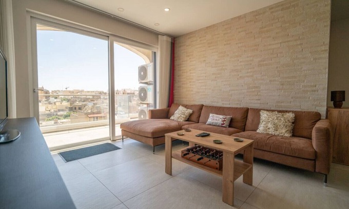 Ghajnsielem Apartment | Ghajnsielem Retreat 4 Bedrooms, Panoramic Terrace