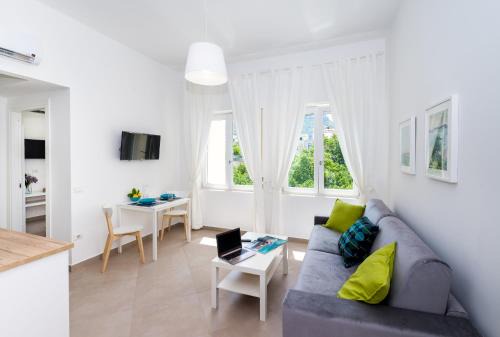 Meta Apartment | Gi HOME Apartment vicino alla stazione e al Mare