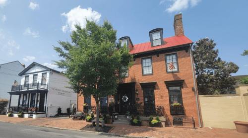 Annapolis Hotel | Gibson's Inn at Gate One