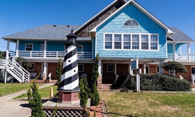 Buxton Condo | Gilbert - Offshore Beach Club