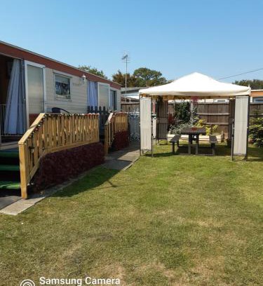 Great Yarmouth Other | Gina's Static caravan,118 Sandsgate