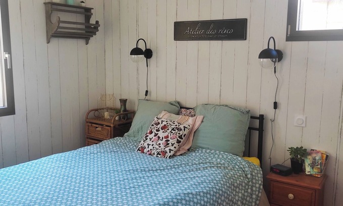 Saint-Jean-le-Thomas House | Gite 400 metres from the sea