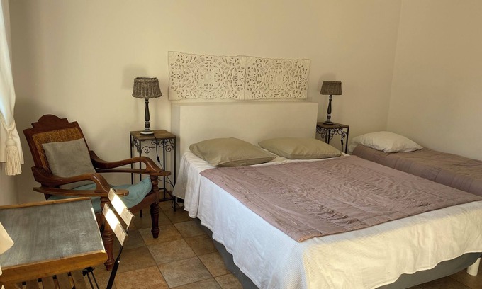 Conteville House | Gîte 6 persons, near Honfleur, in a garden with trees