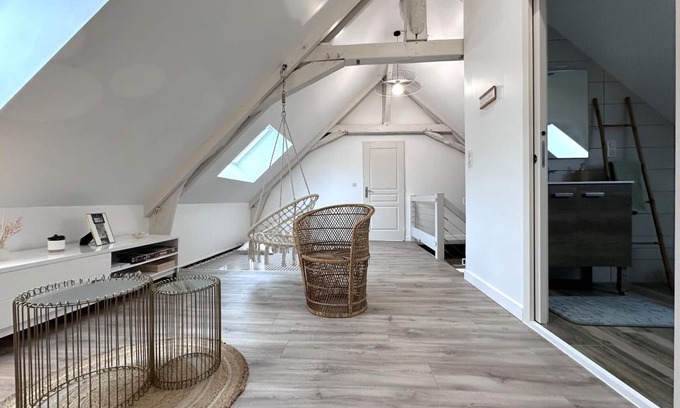 Bourbon-l'Archambault Cottage | Gite Bourbon-l'Archambault, 2 bedrooms, 4 persons