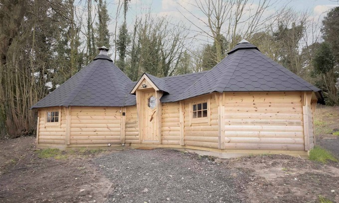 Neufchatel-Hardelot Ski Chalet | GITE LE REFUGE NORDIQUE GENUINE FINNISH KOTA