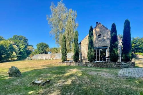 Langrolay-sur-Rance House | Gites la Rifflais - L'étang - vue sur étang privé