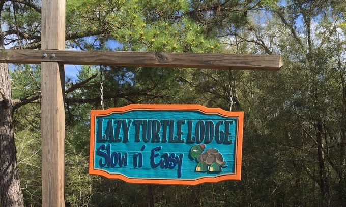 Fort White House | "Glamping" at the Lazy Turtle Lodge -Turtle Heaven Unit