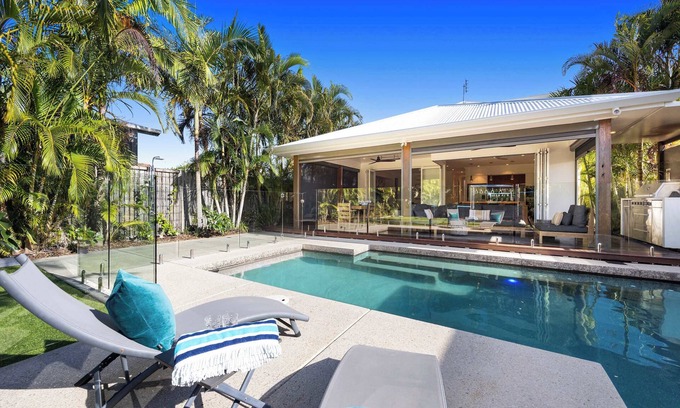Golden Beach House | Golden Beach Luxury for Families
