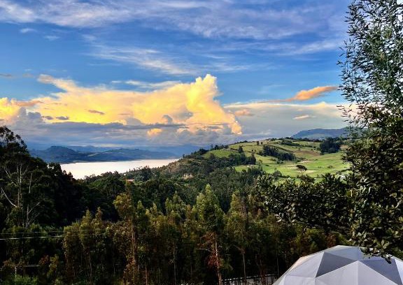 Guatavita Resort | Golden Glamping & Suites