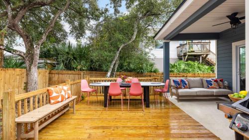 Vilano Beach House | Golden Hour Blue Hour Buyout by AvantStay