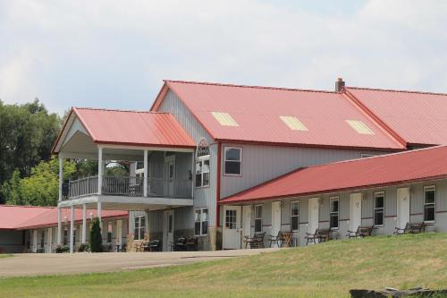Rock Stream Hotel | Golden Knight Inn and Suites