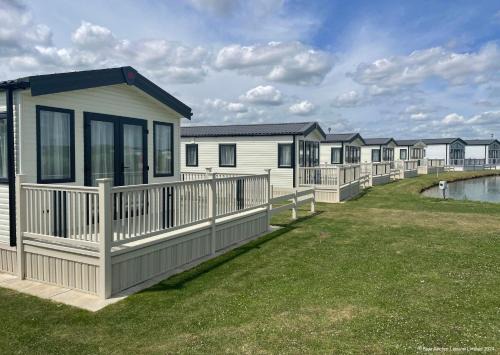 Chapel Saint Leonards Resort | Golden Palm Resort