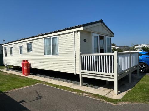 Chapel Saint Leonards House | Golden palm 8 birth holiday home