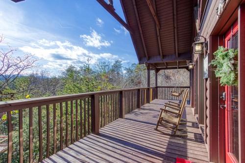 Gatlinburg - Pigeon Forge House | Goldilocks Cottage by Avada Properties