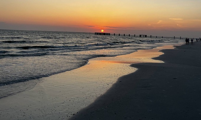 Tropical Cove Villa | Golf course community