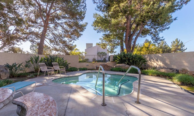 San Carlos Apartment | Golfcrest Getaway, Foosball, Near UC SD, King Beds, Jacuzzi, Fits 6 Guest, 2 BDS