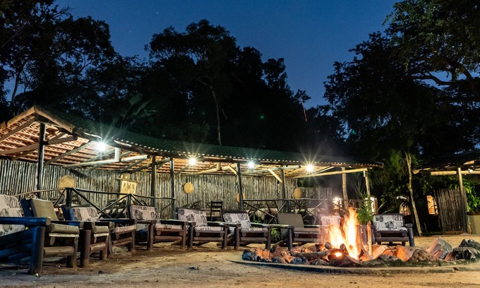 Hluhluwe Cabin | Gooderson Bushlands Game Lodge