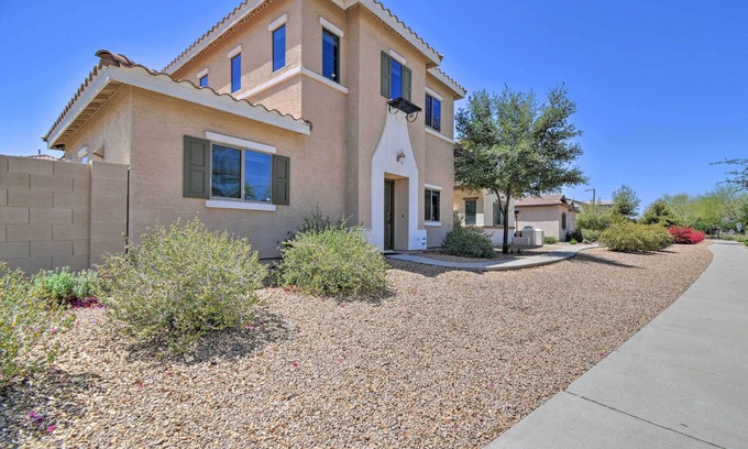 Rio Paseo Cottage | Goodyear Escape w/Grill: Community Pool Access!