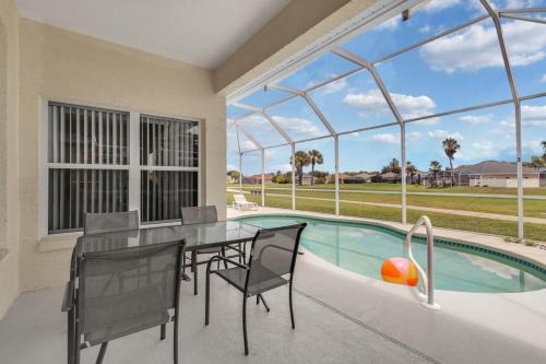 Esprit House | Goofy's Golf Getaway home
