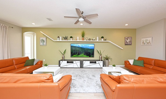 Kissimmee Villa | Gorgeous 10-bedroom 8-bath Pool Home Located in popular Sonoma Resort