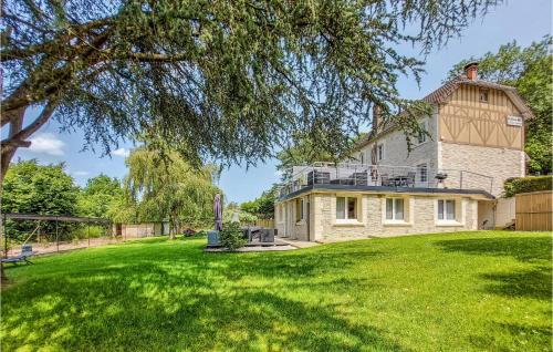 Fatouville-Grestain Apartment | Gorgeous Apartment In Fatouville-Grestain