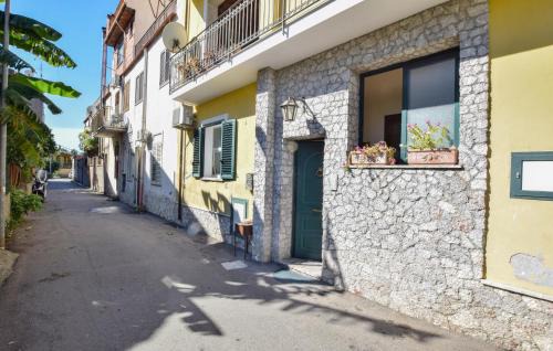 Trappitello Apartment | Gorgeous Apartment In Trappitello