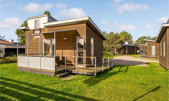 Agger House | Gorgeous Home In Vestervig With Kitchen